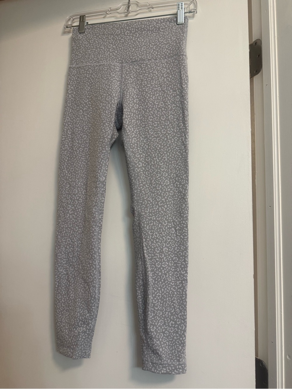 lululemon athletica Kids Light Gray Leopard Print Leggings